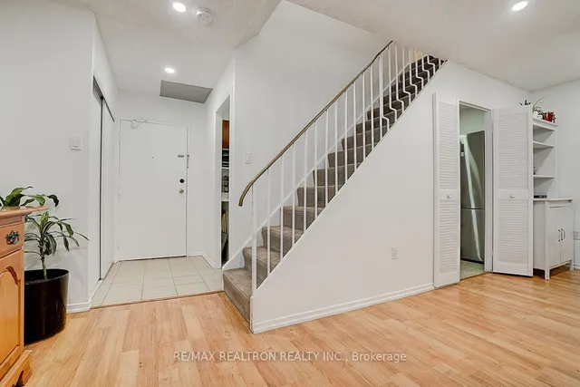 Additional property image - 100 Mornelle Crt Unit 1083