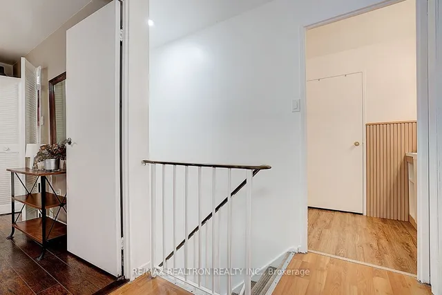 Additional property image - 100 Mornelle Crt Unit 1083