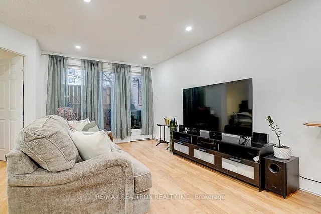 Additional property image - 100 Mornelle Crt Unit 1083