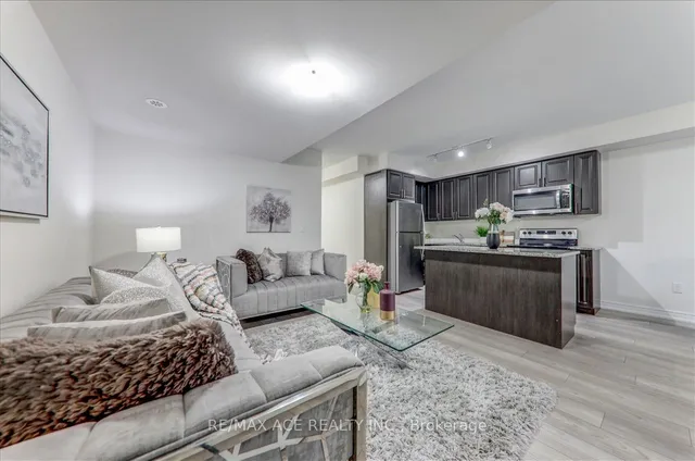 Additional property image - 510 Kingbird Grve Unit 114