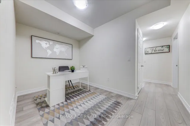 Additional property image - 510 Kingbird Grve Unit 114