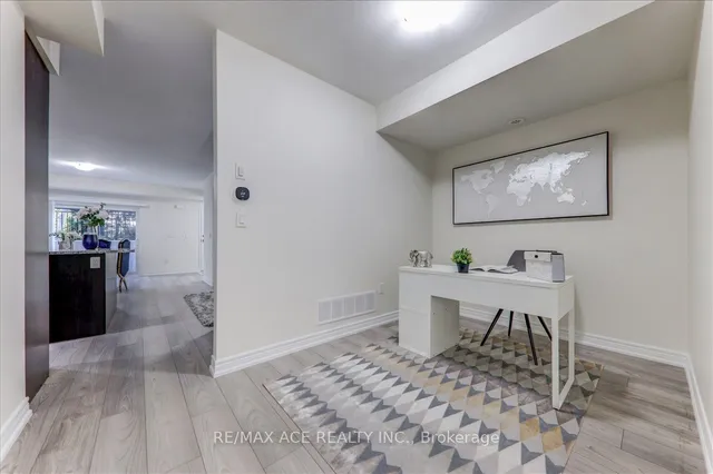 Additional property image - 510 Kingbird Grve Unit 114