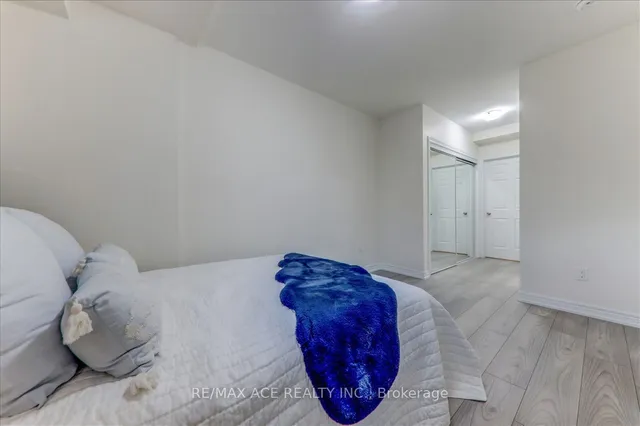 Additional property image - 510 Kingbird Grve Unit 114