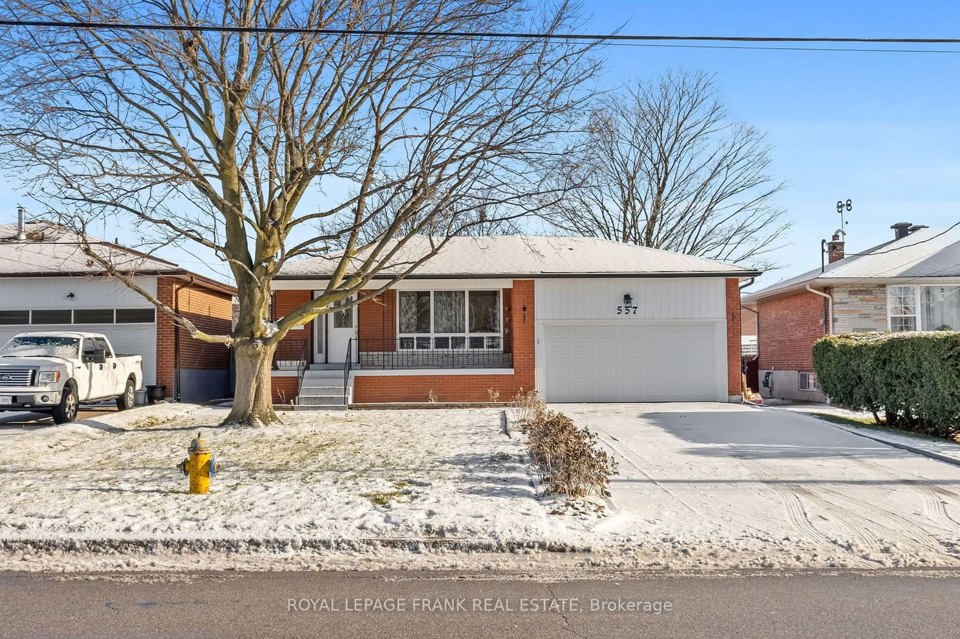 Home with brick exterior material for 557 Morrish Rd, Toronto Ontario M1C 1G2