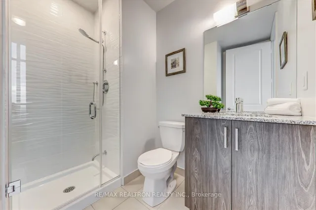 Additional property image - 20 Meadowglen Pl Unit 2906