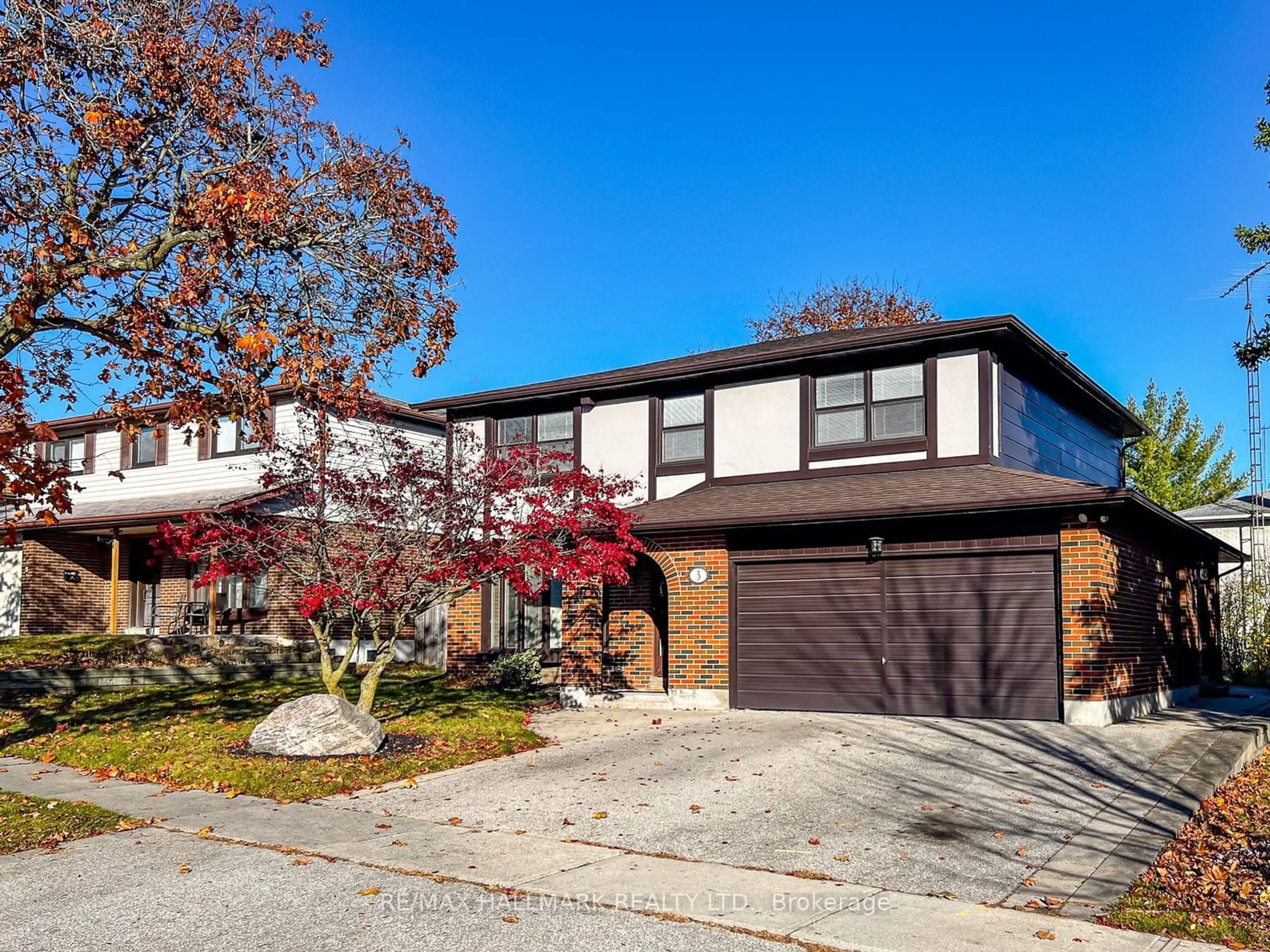 Frontside or backside of a home, the street view for 3 Langevin Cres, Toronto Ontario M1C 2B7