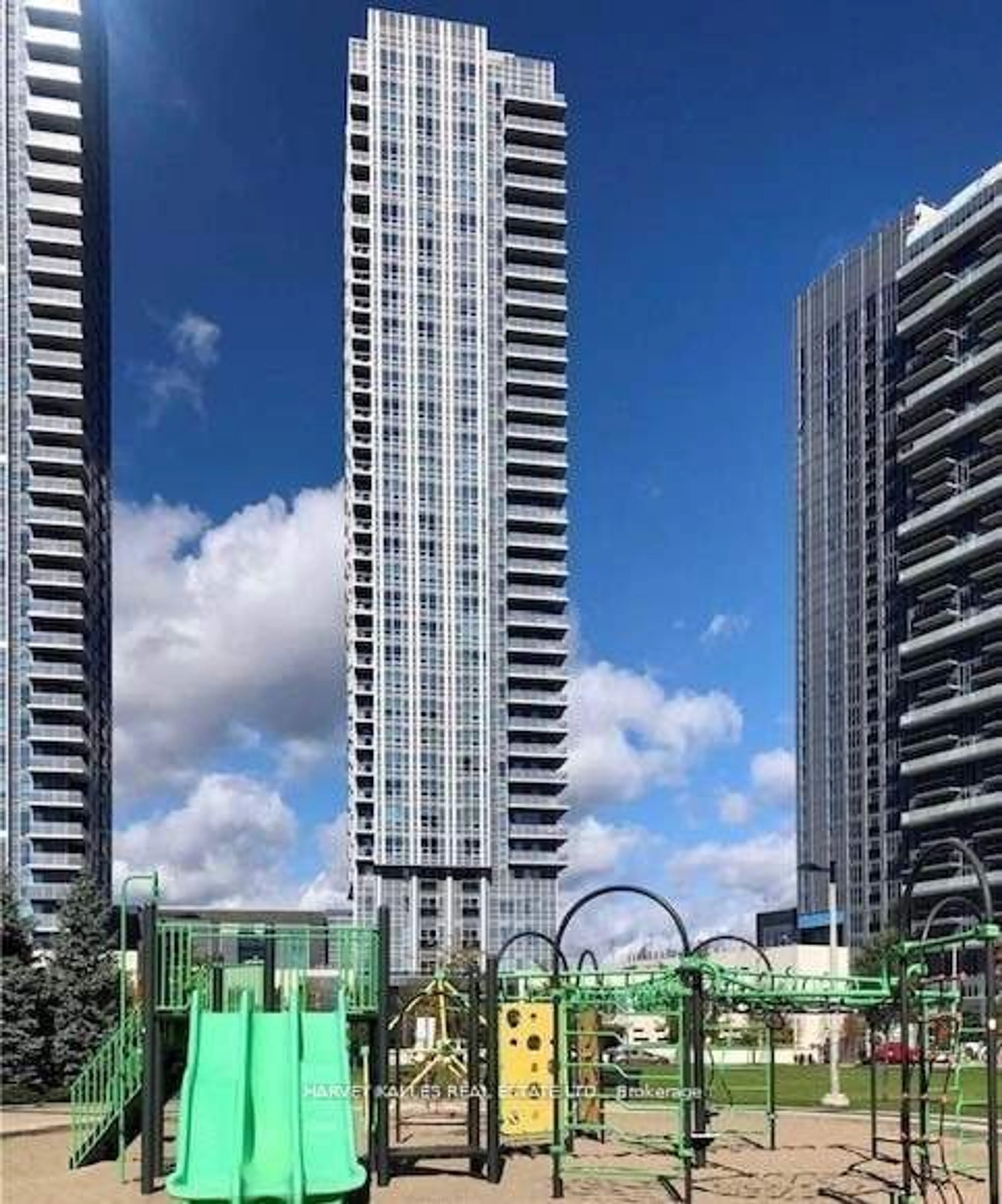 A pic from exterior of the house or condo, the view of city buildings for 255 VILLAGE GREEN Sq #1208, Toronto Ontario M1S 0L3