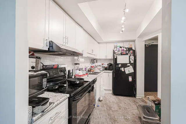 Additional property image - 757 Victoria Park Ave Unit 801