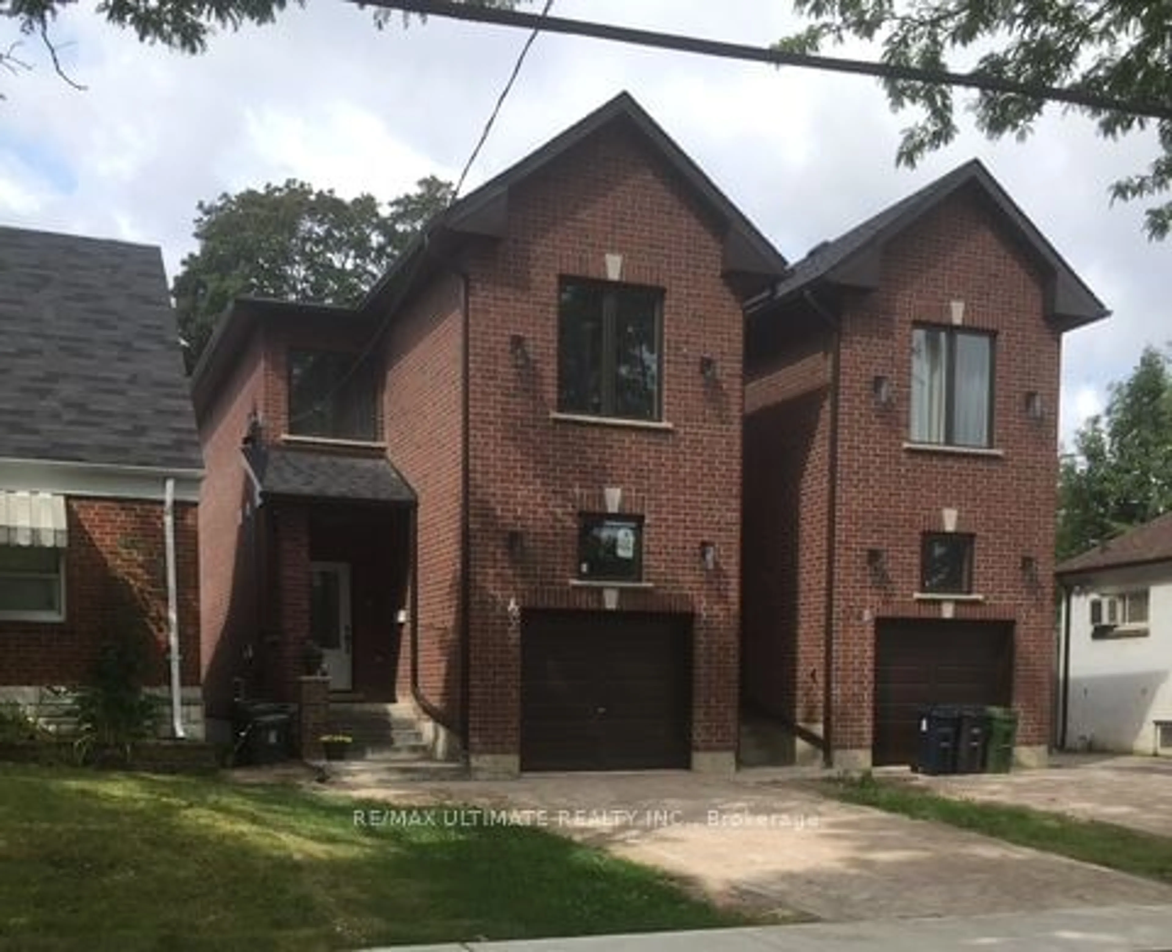 Home with brick exterior material, street for 434A Midland Ave, Toronto Ontario M1N 4A5