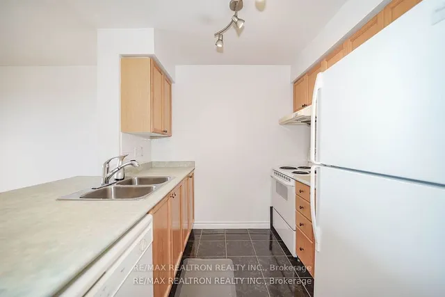 Additional property image - 61 Town Centre Crt Unit 708