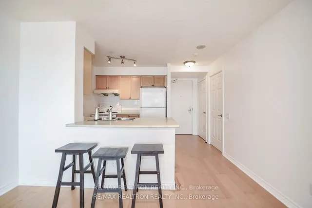 Additional property image - 61 Town Centre Crt Unit 708
