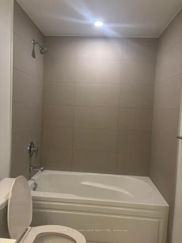 Additional property image - 2545 Simcoe St Unit 1106