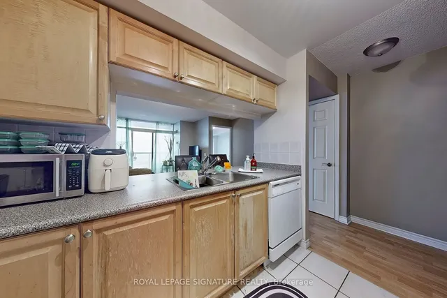 Additional property image - 18 Mondeo Dr Unit 1531