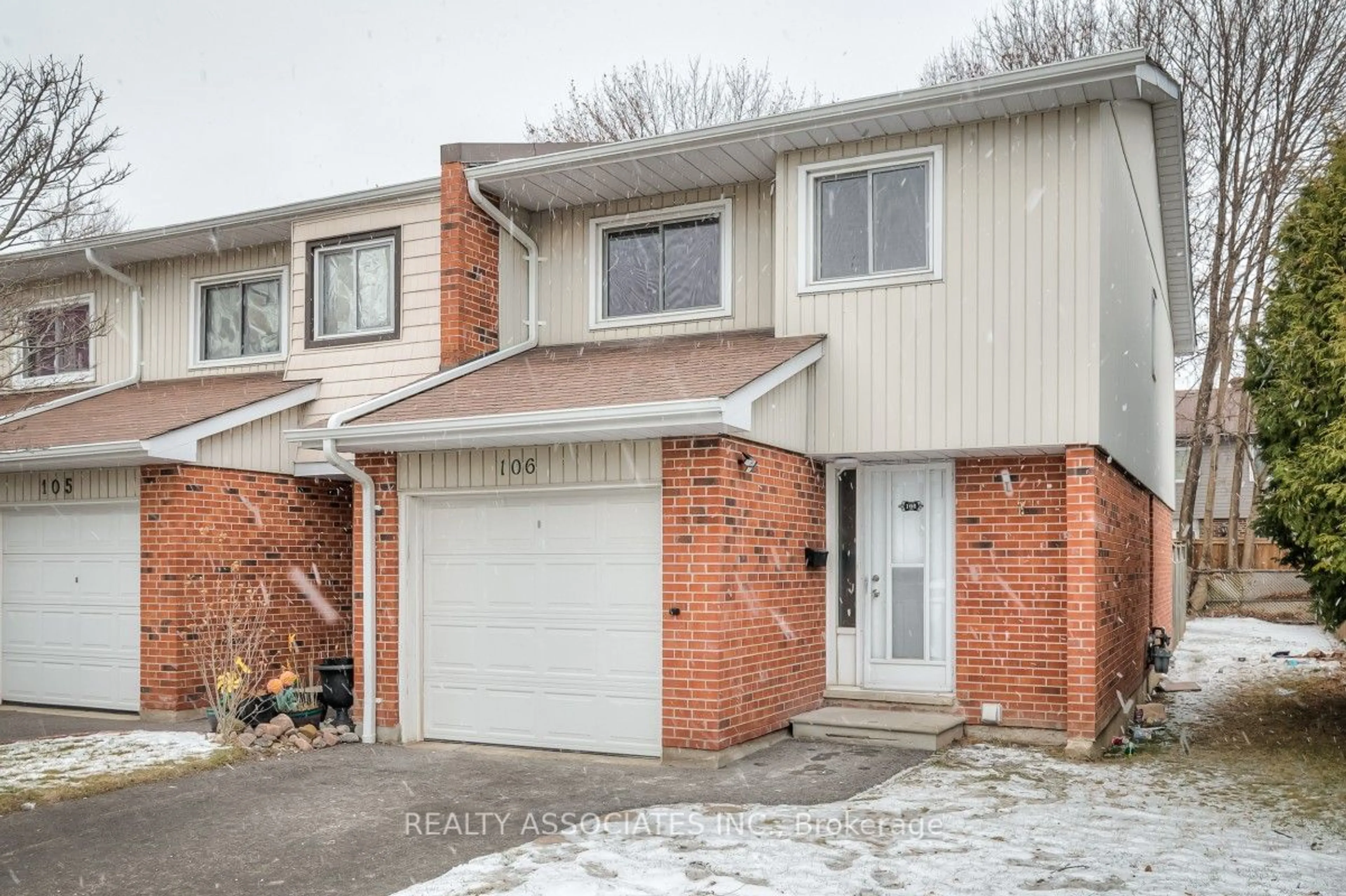 Home with brick exterior material, street for 1975 Rosefield Rd #106, Pickering Ontario L1V 3E3