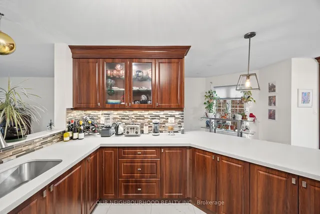 Additional property image - 33 Guildpark Ptwy