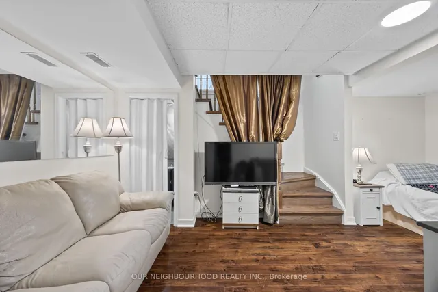 Additional property image - 33 Guildpark Ptwy