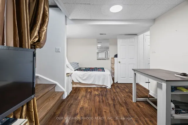 Additional property image - 33 Guildpark Ptwy