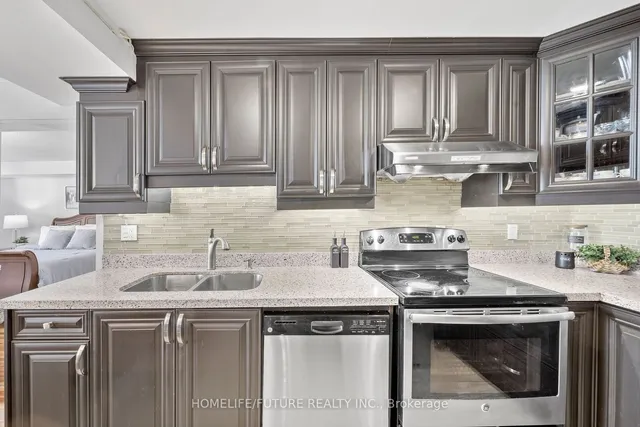 Additional property image - 4725 Sheppard Ave Unit 1516