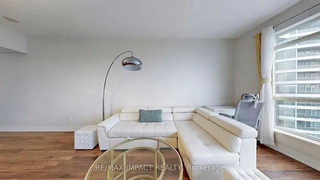 Additional property image - 125 Village Green Sq Unit 2212