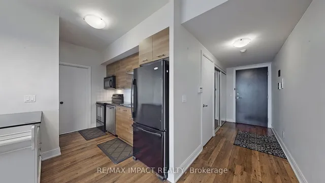 Additional property image - 125 Village Green Sq Unit 2212