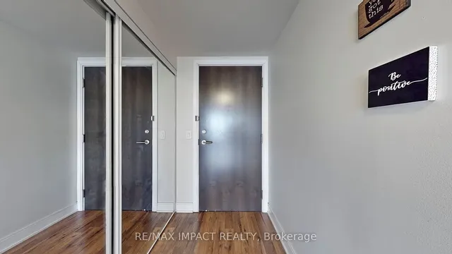 Additional property image - 125 Village Green Sq Unit 2212