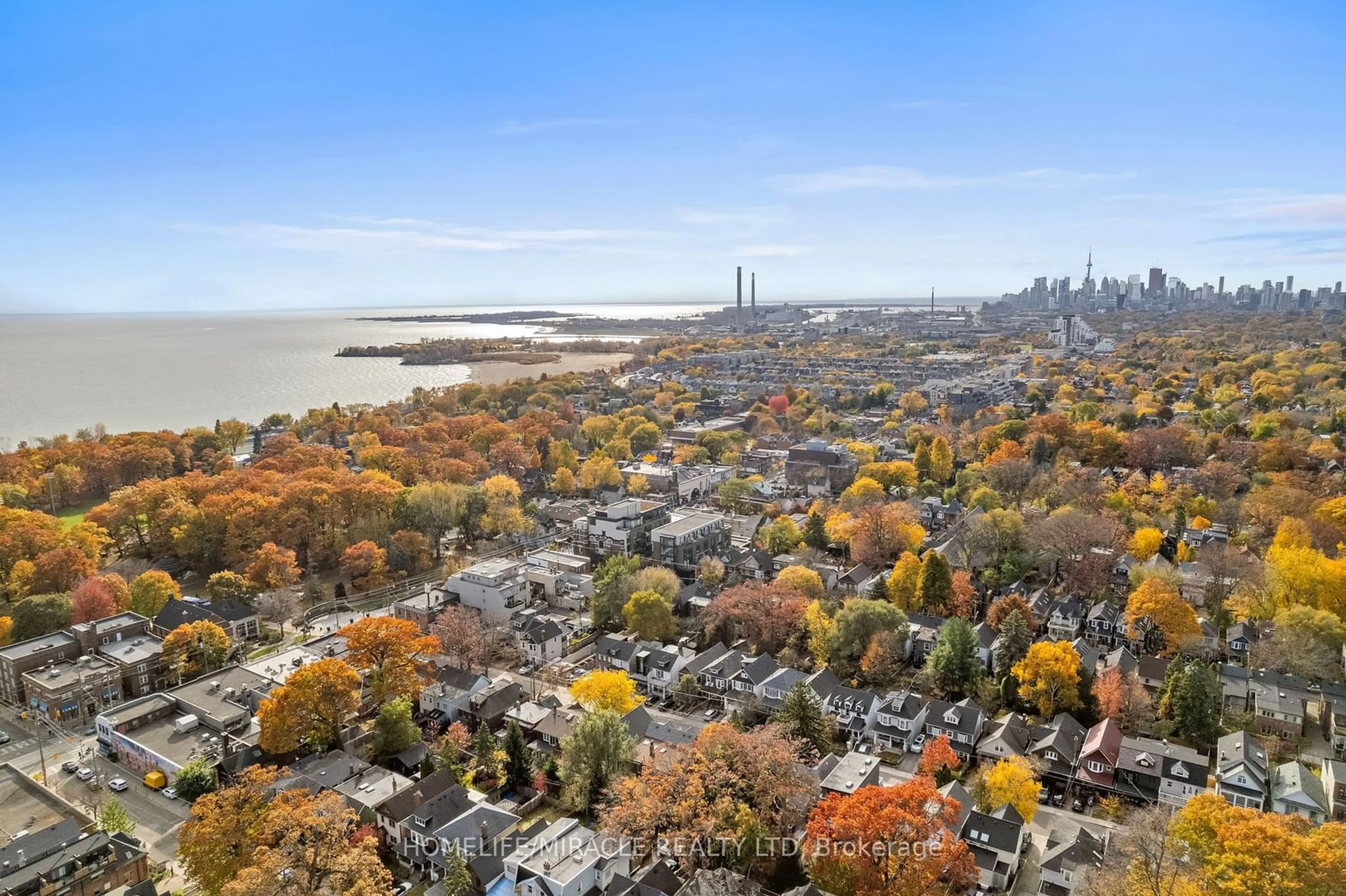 A pic from outside/outdoor area/front of a property/back of a property/a pic from drone, water/lake/river/ocean view for 2 Bellefair Ave #306, Toronto Ontario M4L 3T8