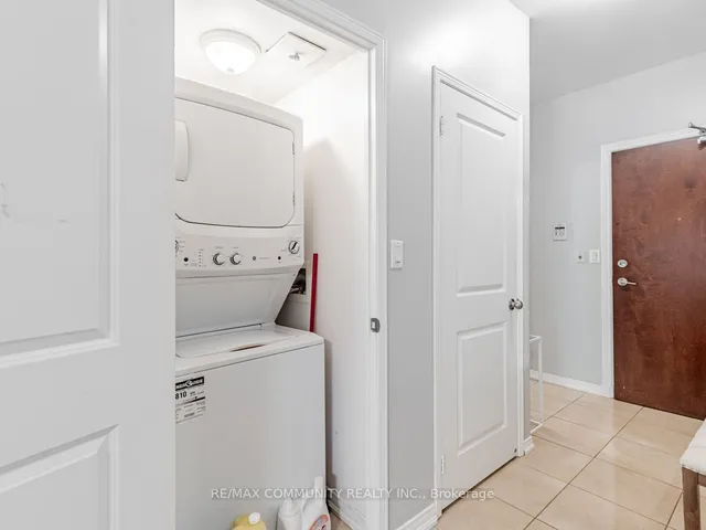 Additional property image - 8 Rosebank Dr Unit A