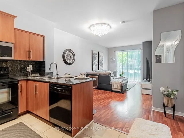 Additional property image - 8 Rosebank Dr Unit A