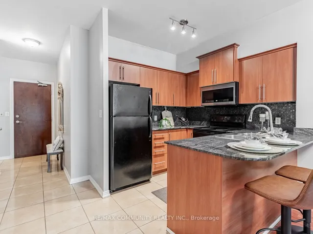 Additional property image - 8 Rosebank Dr Unit A