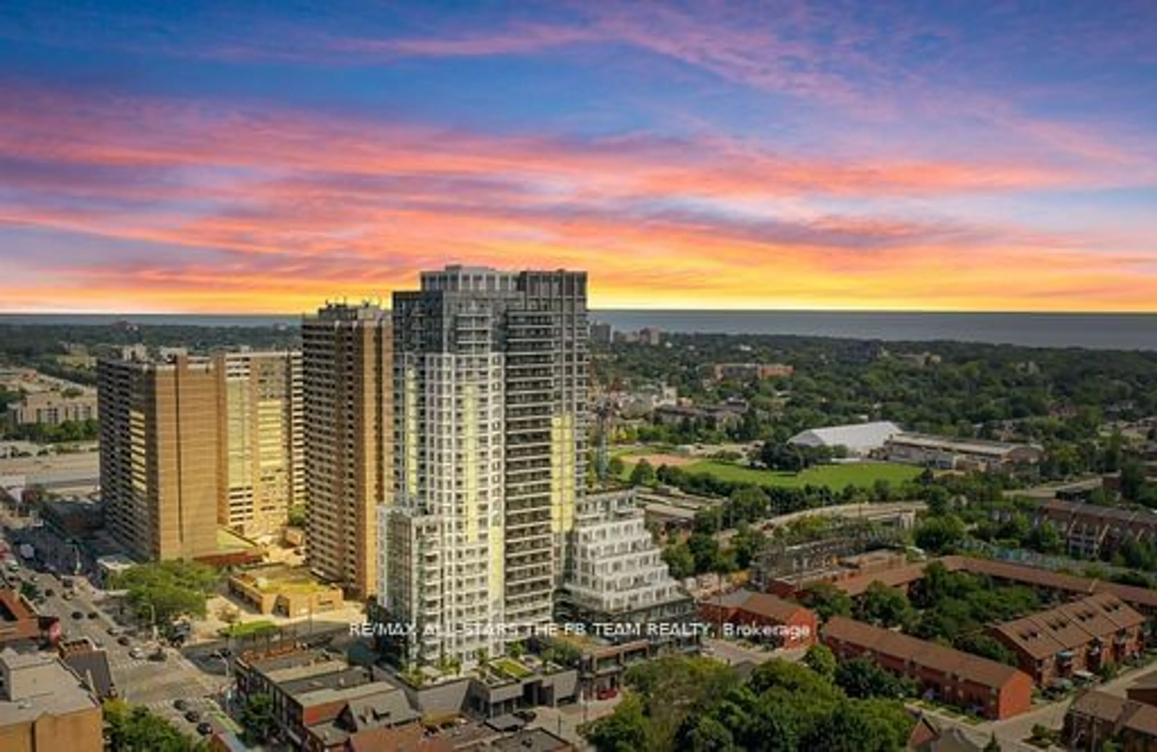 A pic from outside/outdoor area/front of a property/back of a property/a pic from drone, city buildings view from balcony for 286 Main St #2103, Toronto Ontario M4C 0B3