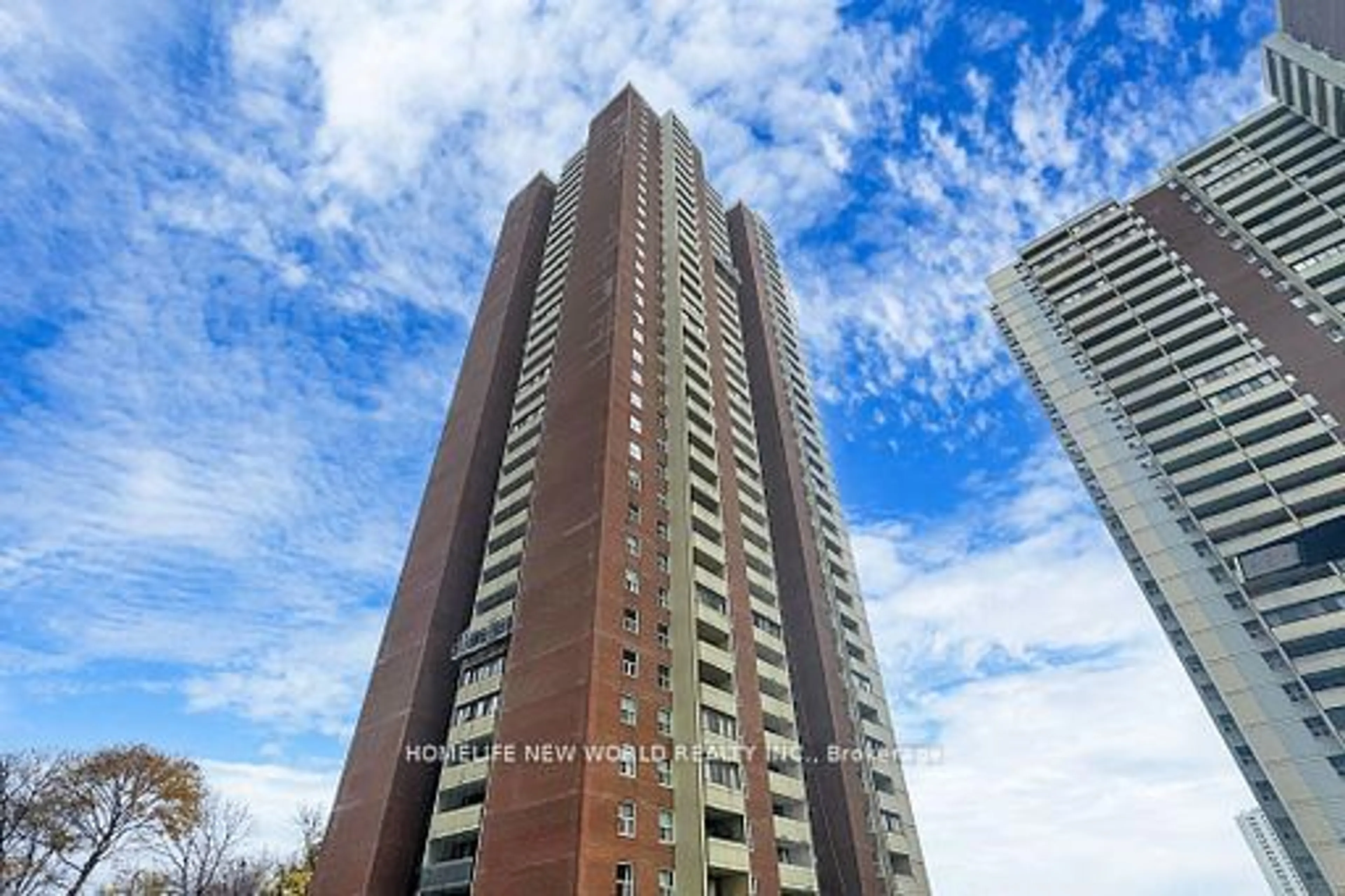 A pic from outside/outdoor area/front of a property/back of a property/a pic from drone, building for 3 Massey Sq #2004, Toronto Ontario M4C 5L5