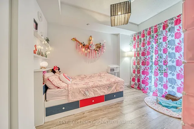 Additional property image - 2150 Lawrence Ave Unit 205