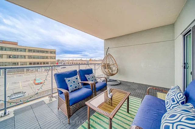 Additional property image - 2150 Lawrence Ave Unit 205