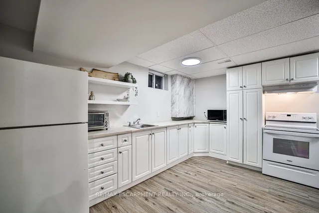 Additional property image - 31 Nuffield Dr