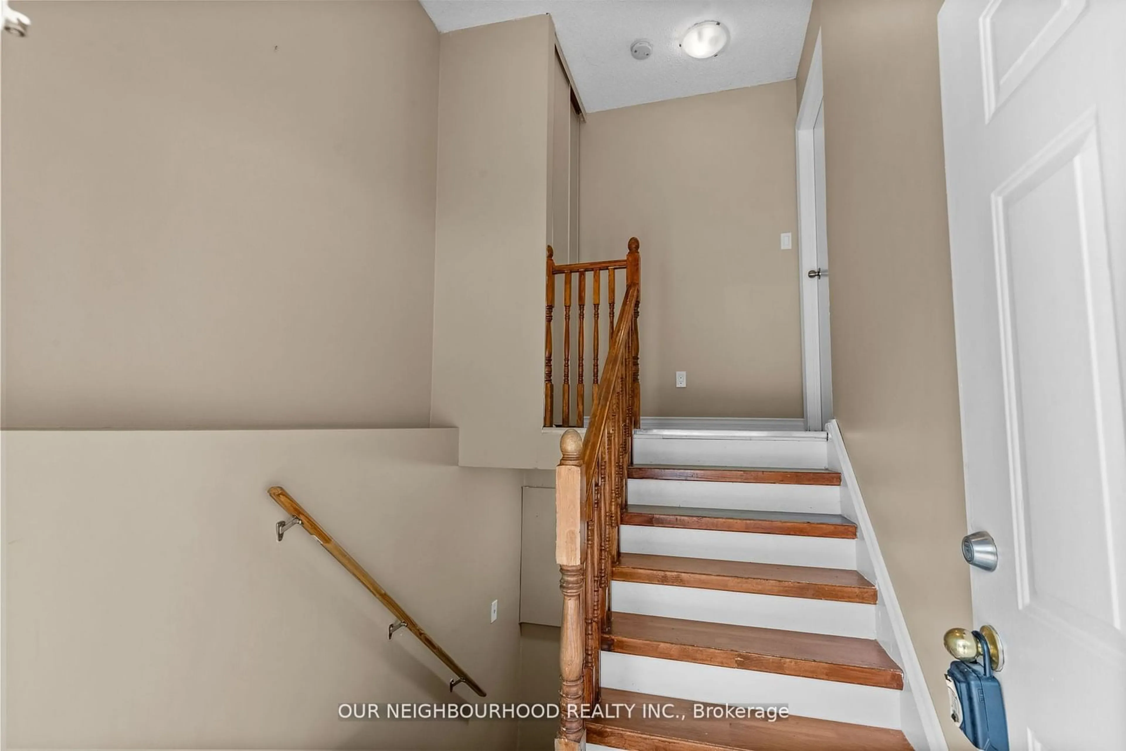 Stairs for 14 Lockhart Gate, Clarington Ontario L1C 4L1