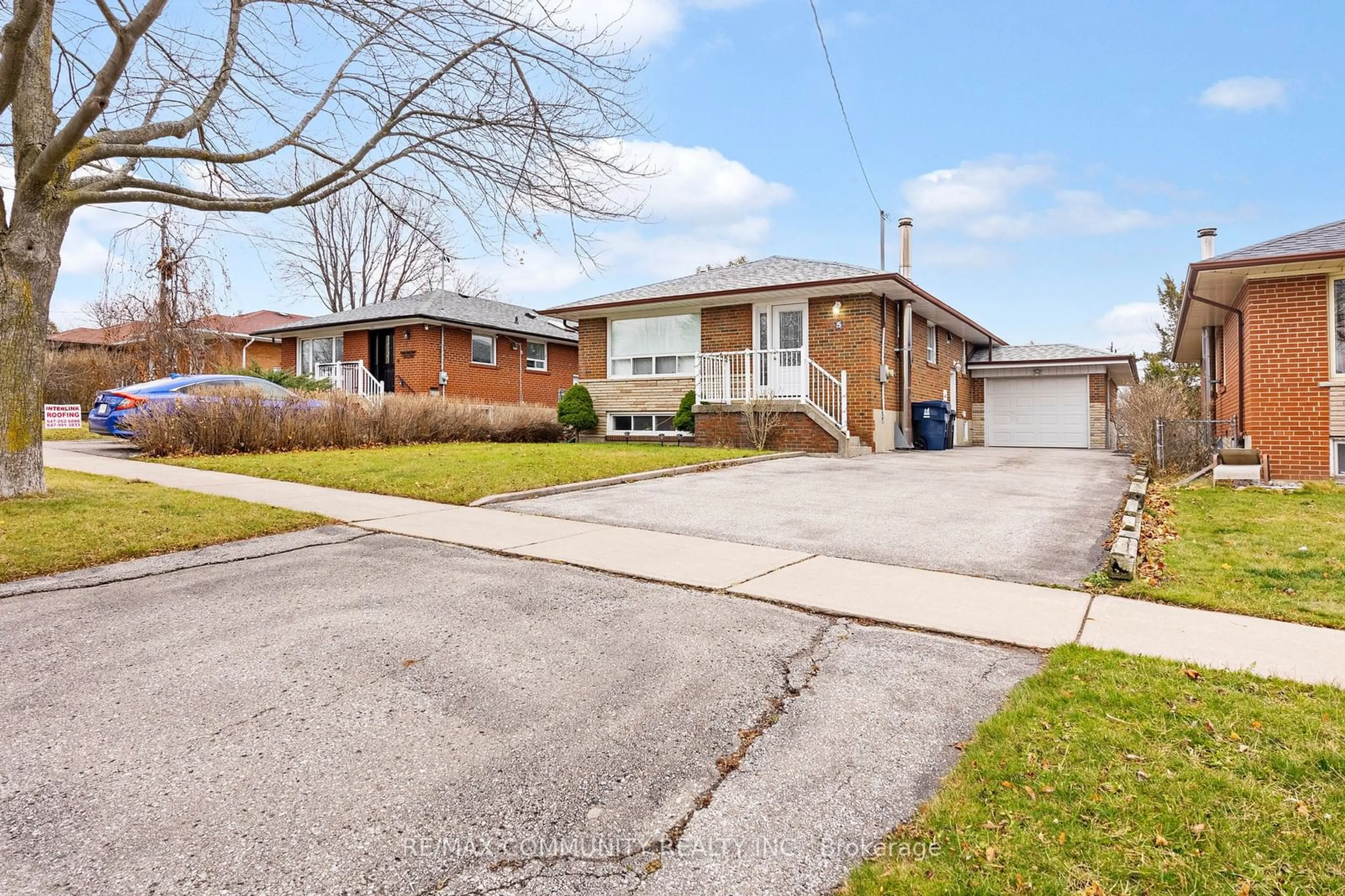 Home with brick exterior material, street for 5 Woolwick Dr, Toronto Ontario M1H 2H9