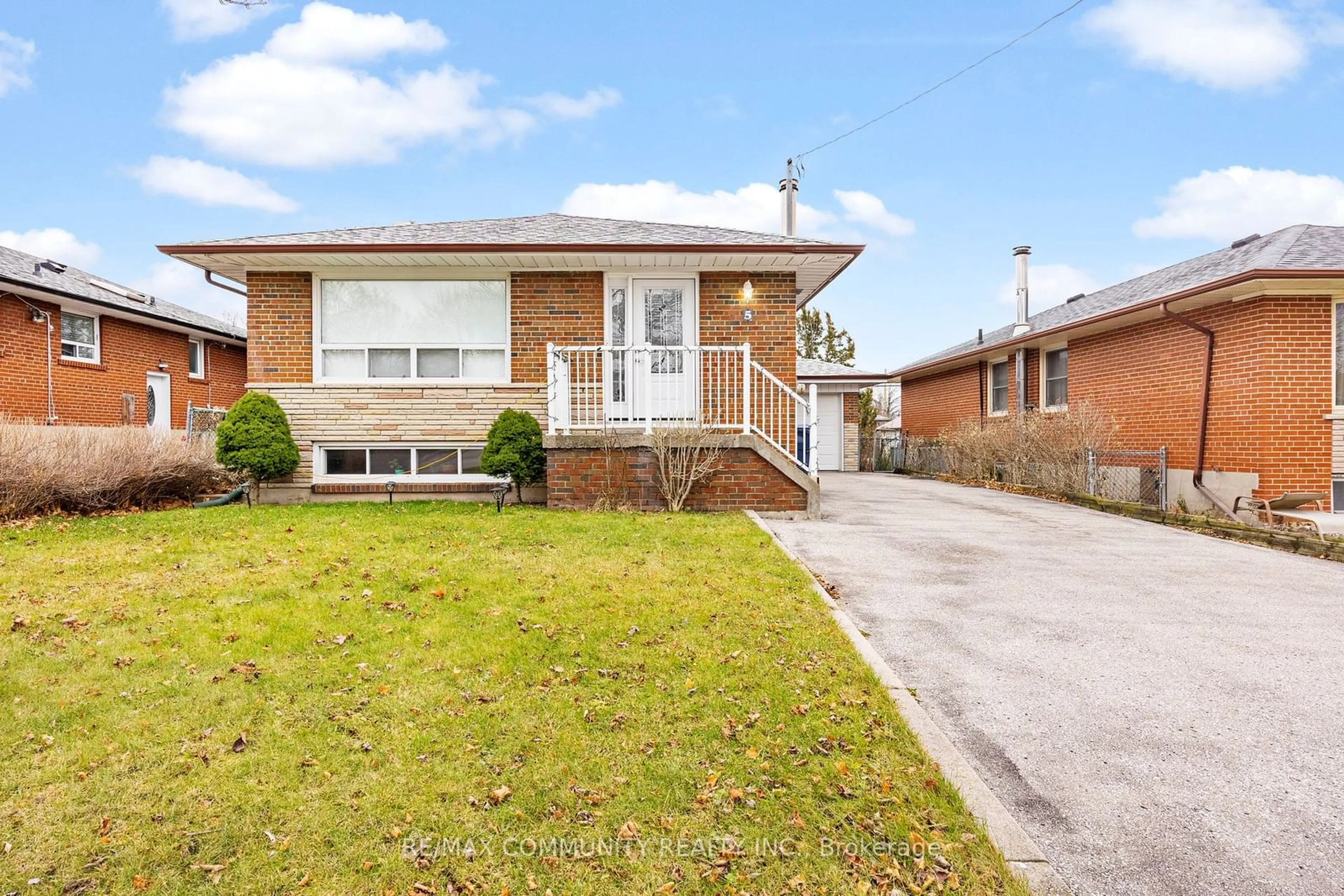 Home with brick exterior material, street for 5 Woolwick Dr, Toronto Ontario M1H 2H9