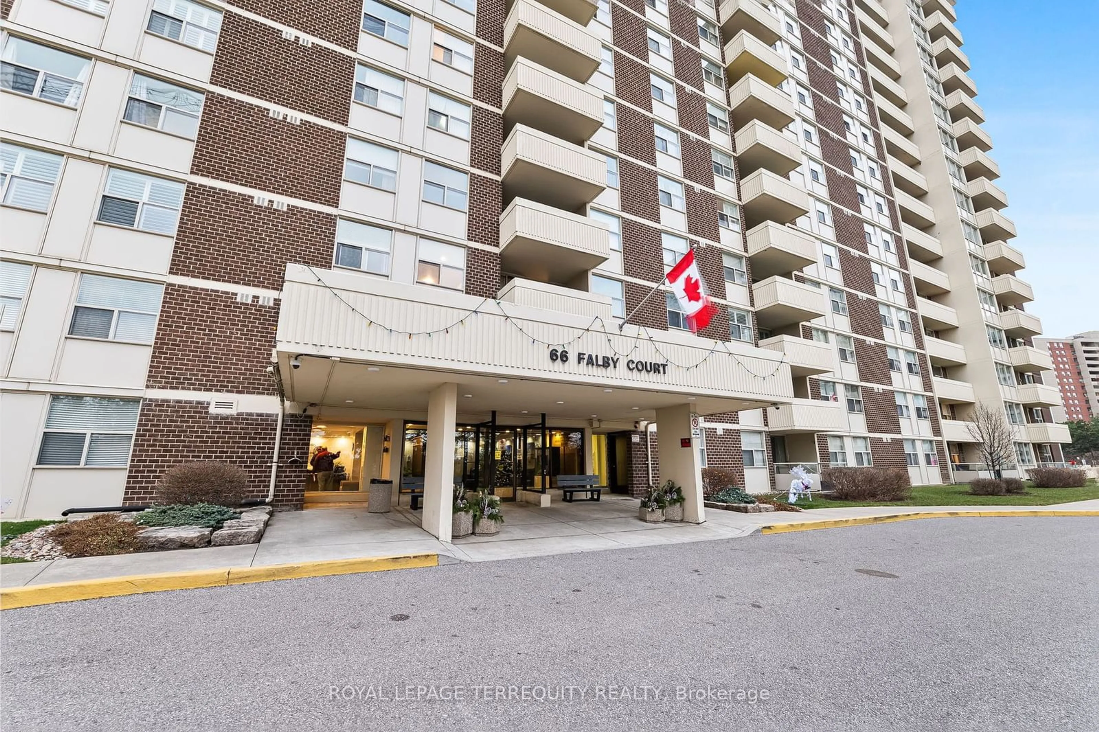 Indoor foyer for 66 Falby Crt #304, Ajax Ontario L1S 3L2