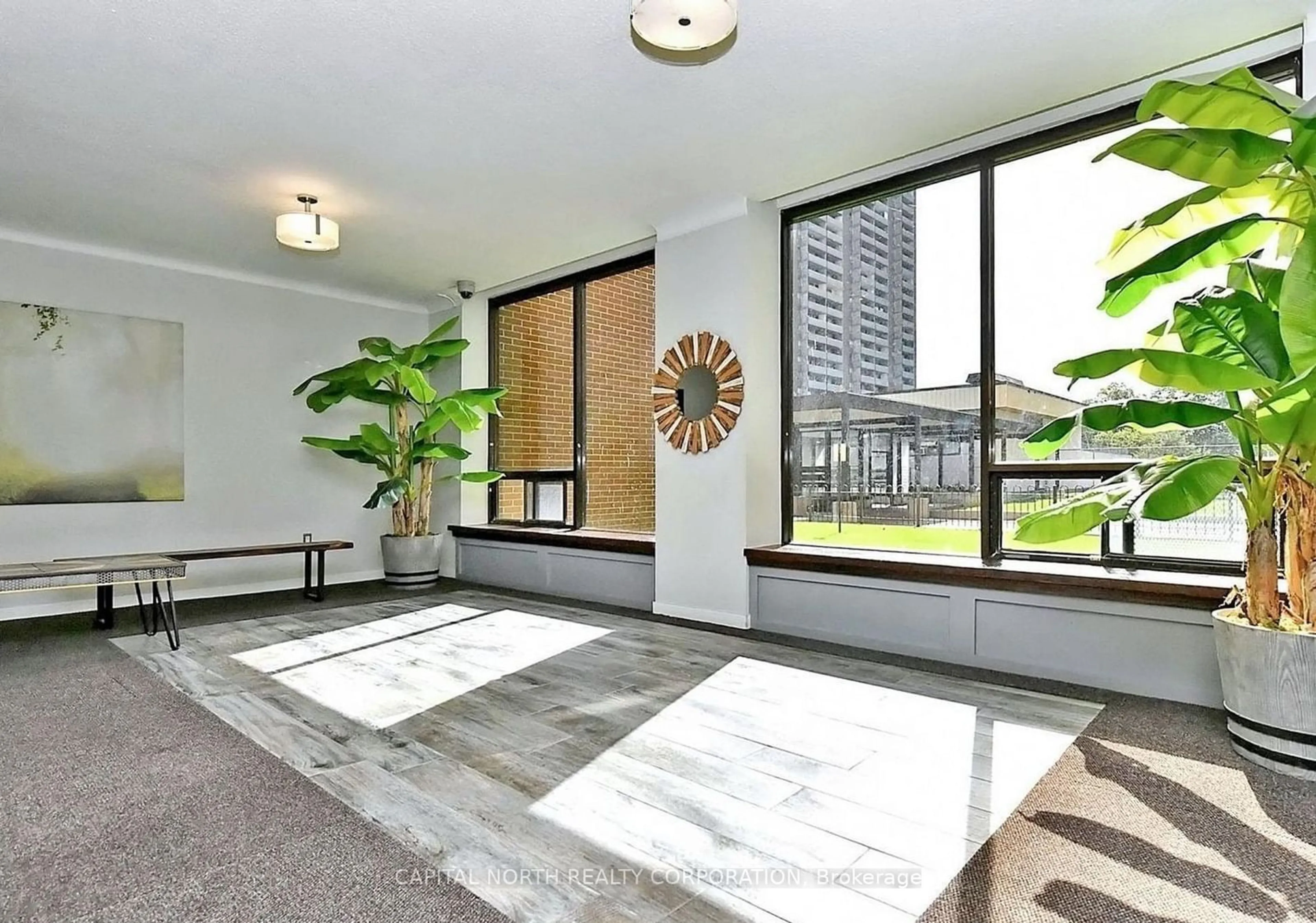 Indoor foyer for 5 Massey Sq #606, Toronto Ontario M4C 5L6