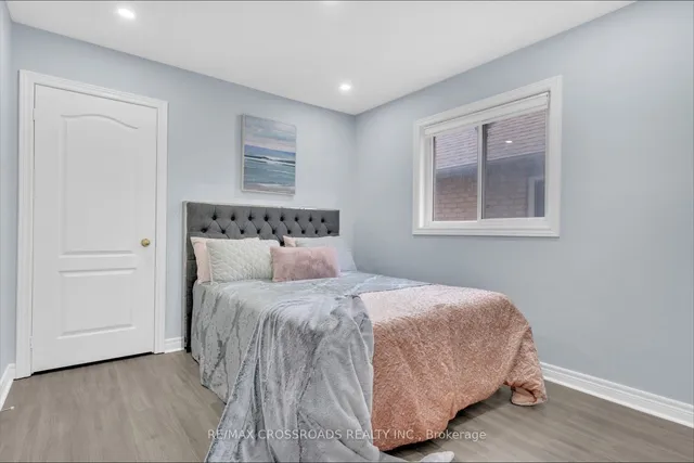 Additional property image - 76 Seasons Dr