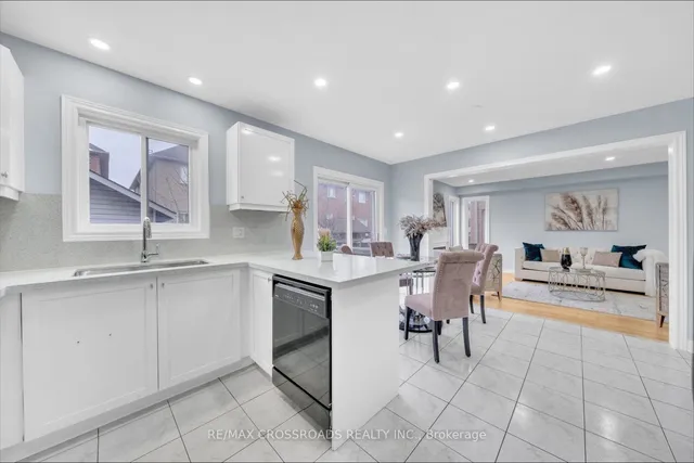 Additional property image - 76 Seasons Dr