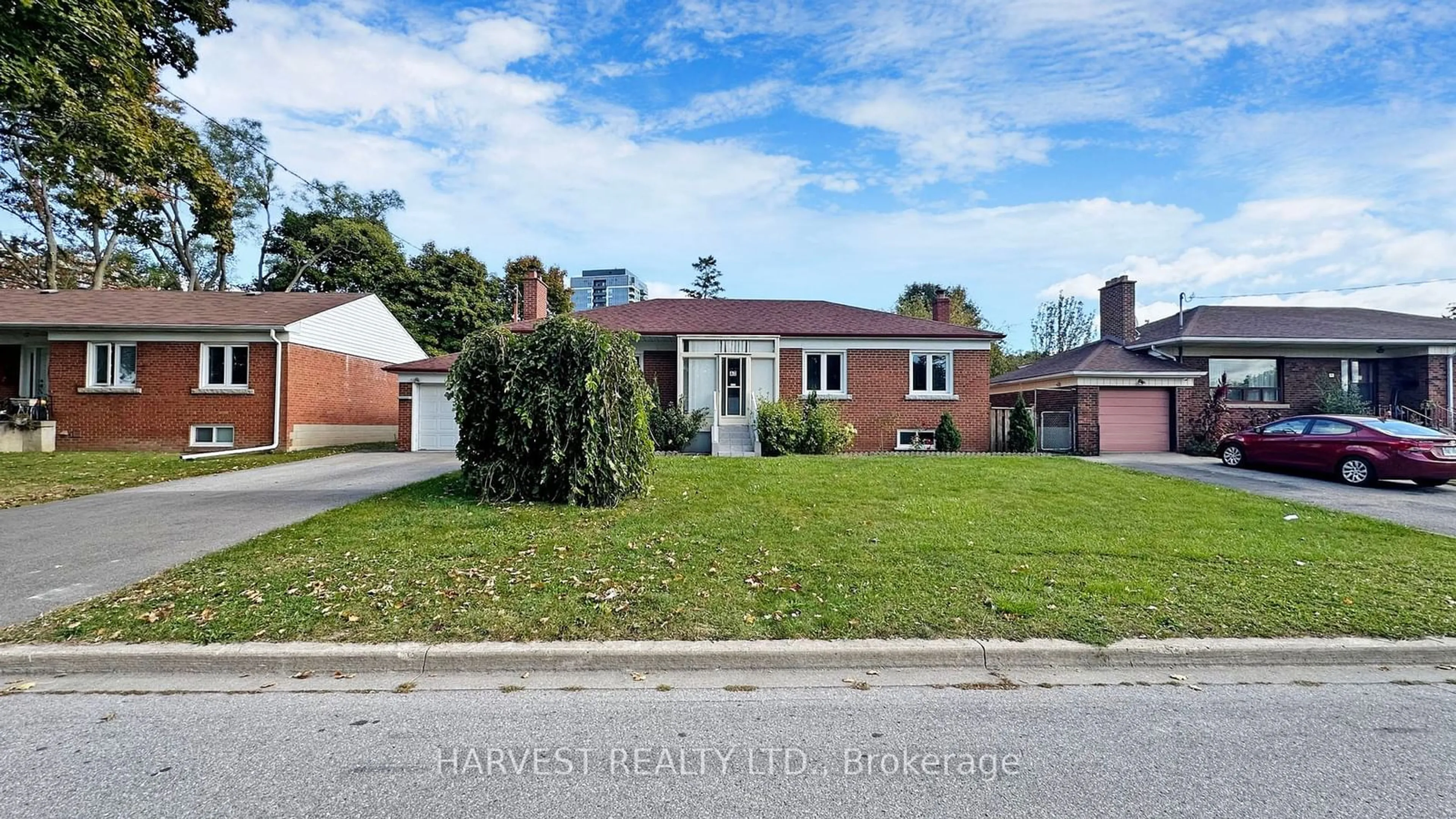 Home with brick exterior material, street for 47 Commons Dr, Toronto Ontario M1T 1E3