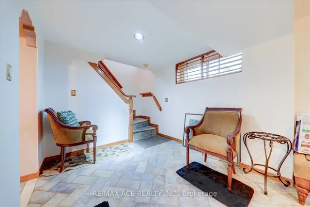 Additional property image - 31 Crosland Dr