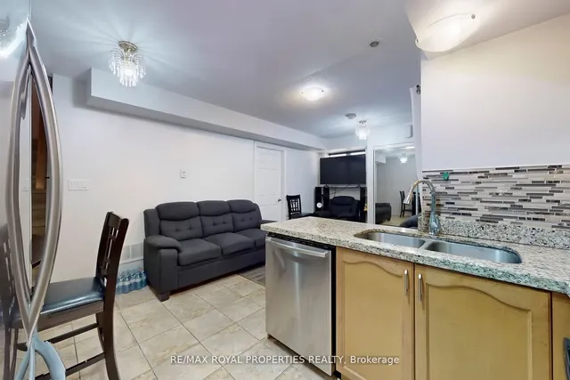 Additional property image - 1795 Markham Rd Unit 106