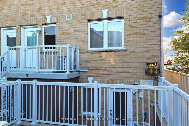 Additional property image - 1795 Markham Rd Unit 106