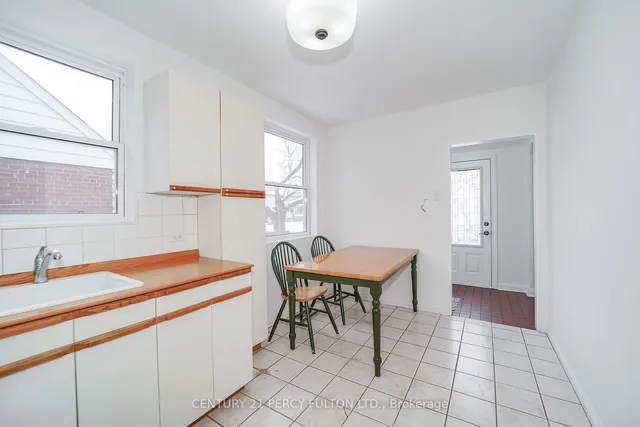 Additional property image - 75 Miramar Cres