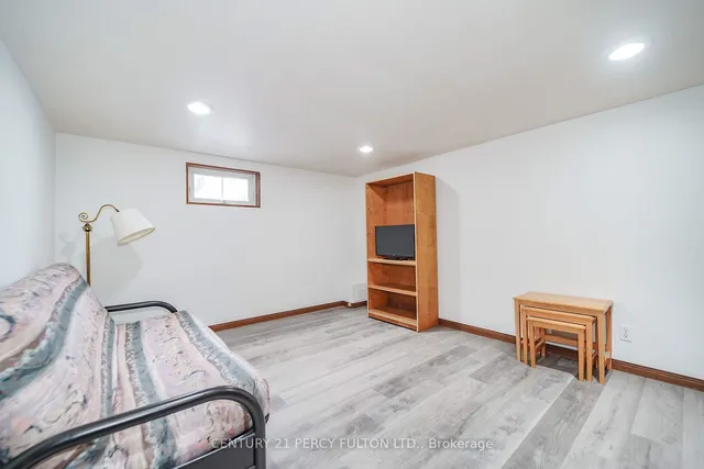 Additional property image - 75 Miramar Cres