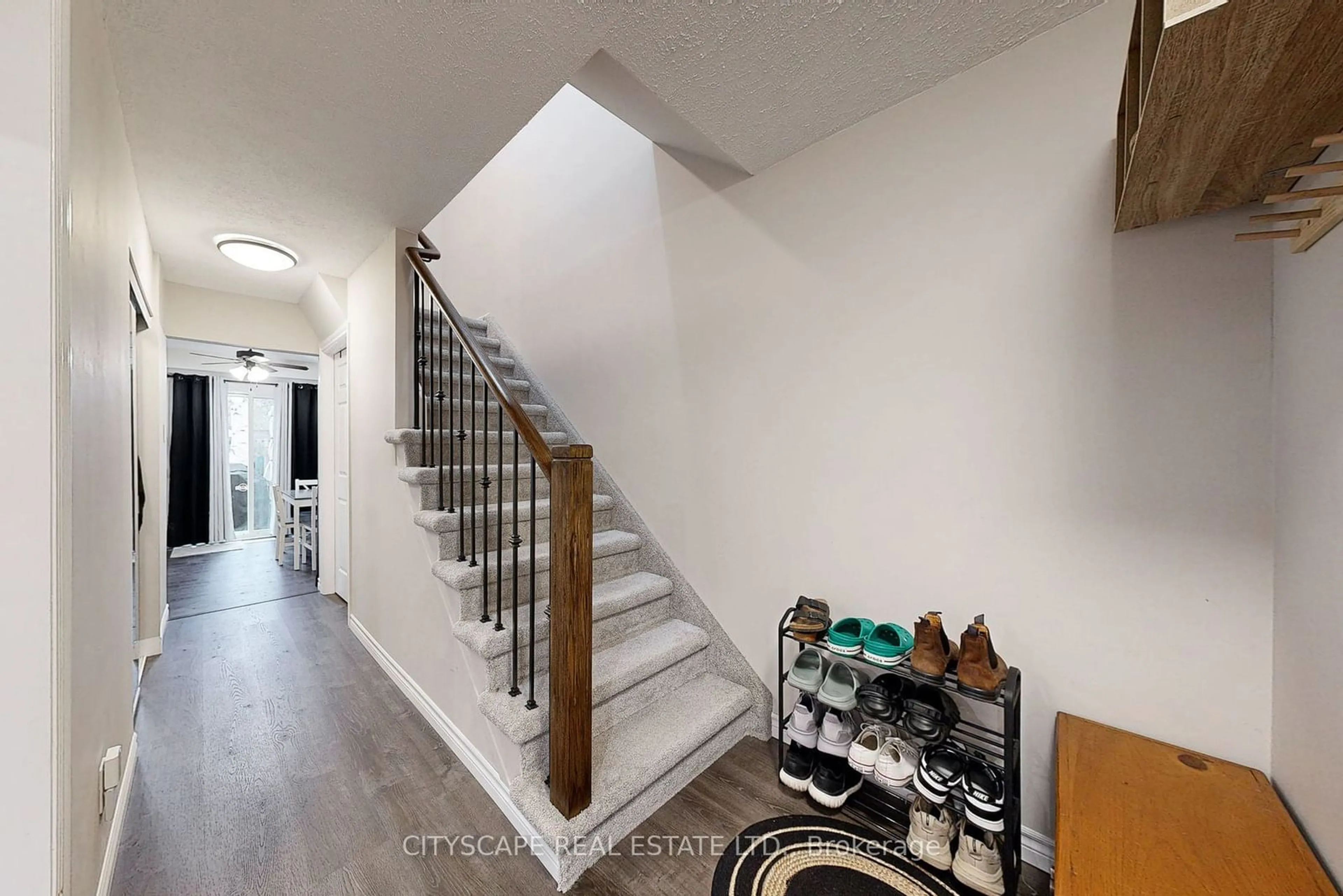 Stairs for 1256 Eldorado Ave, Oshawa Ontario L1K 1G3