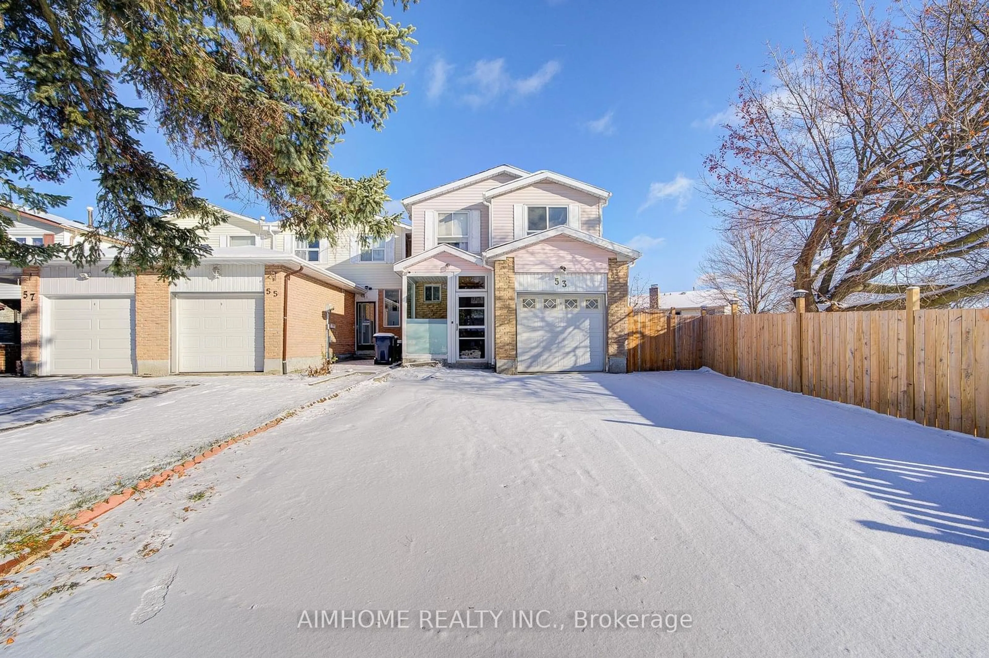 A pic from outside/outdoor area/front of a property/back of a property/a pic from drone, street for 53 Wayside Ave, Toronto Ontario M1V 1N2