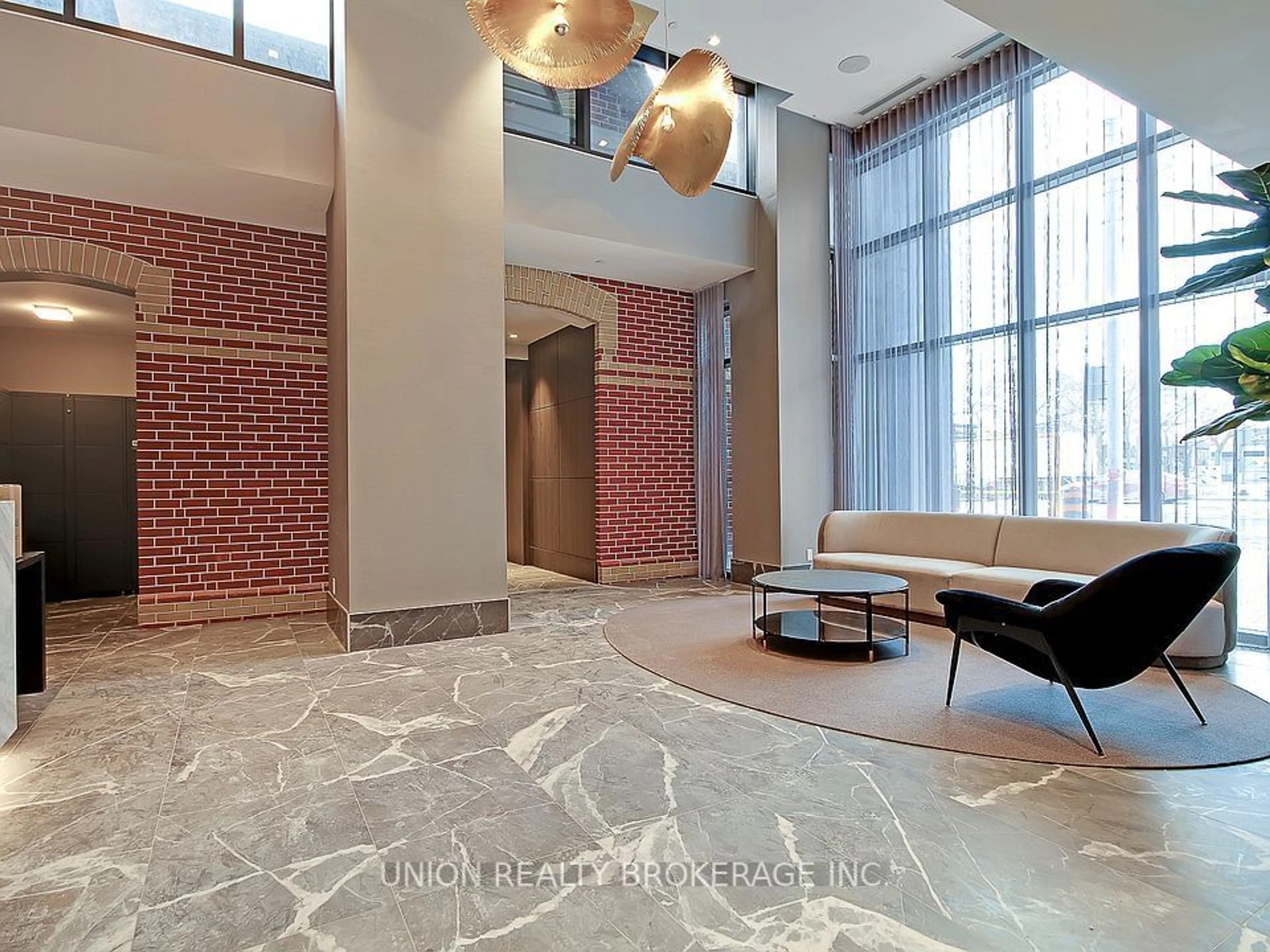 Lobby for 286 Main St #606, Toronto Ontario M4C 0B3